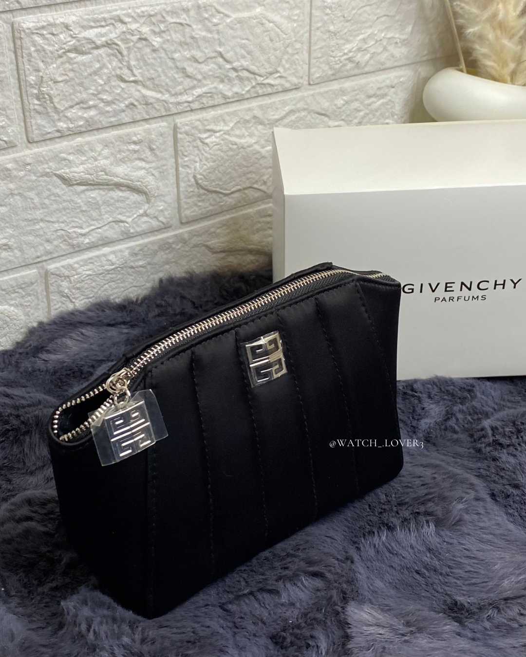 Givenchy Luxury Pouch - Black