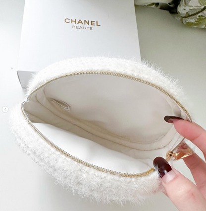 Chanel Holiday Edition 2024 White Pouch