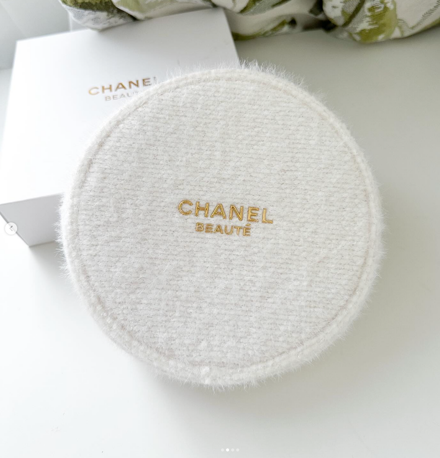 Chanel Holiday Edition 2024 White Pouch